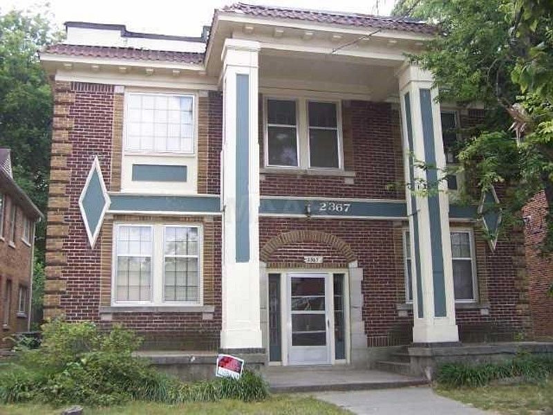 1st image of 2367 Forest Ave #4