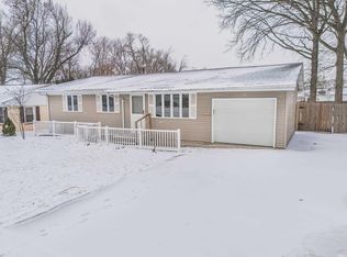 6418 Maywood Cir, Fort Wayne, IN 46819