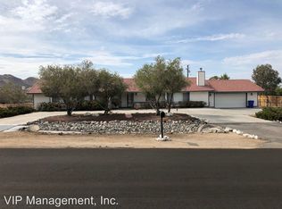 16255 Wintun Rd, Apple Valley, CA 92307