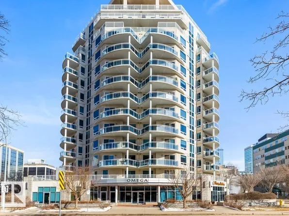 10504 99th Ave NW, Edmonton, AB T5K 1B2