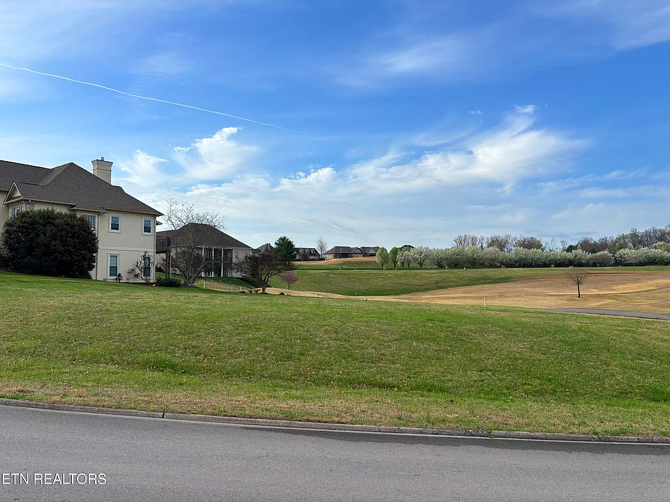 1st image of 415 Wood Duck Dr