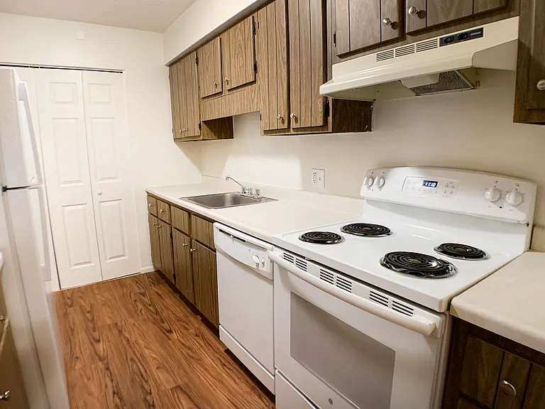 Concord Woods Apartments — Photo 35
