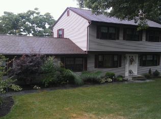 490 Skyline Dr, Orange, CT 06477