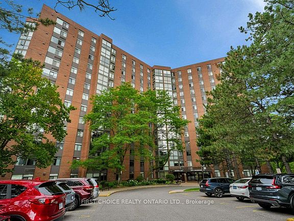 2nd image of 2871 Richmond Rd #1208