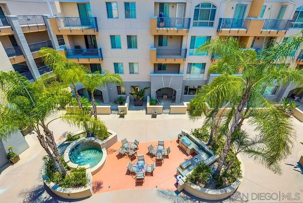 2 bed, 1020 sqft, $3,800 — Photo 1