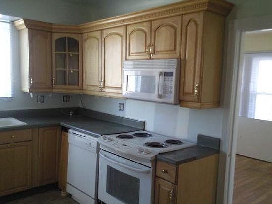 2nd image of 2750 W Amherst Ave