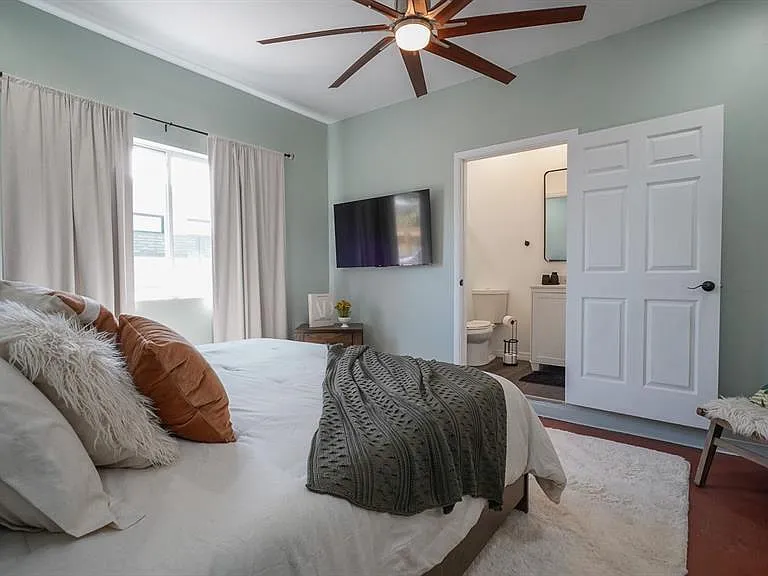 4739 Baywood Point Dr S — Photo 18