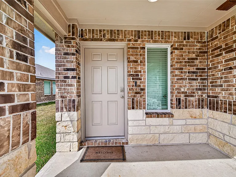 24410 Oriole Summit Dr — Photo 3