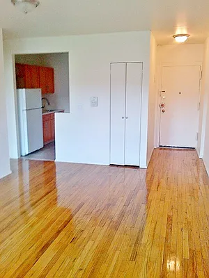 Rented by Bohemia Realty Group | media 41