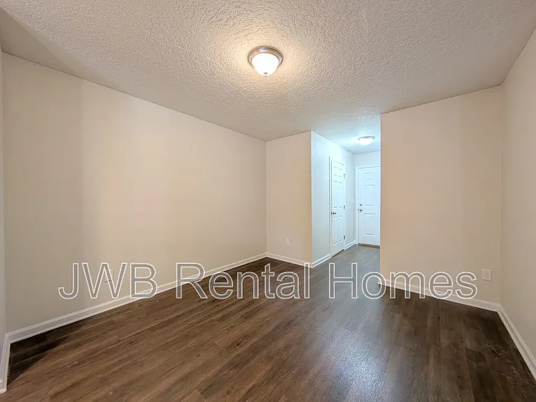 8752 India Ave — Photo 4