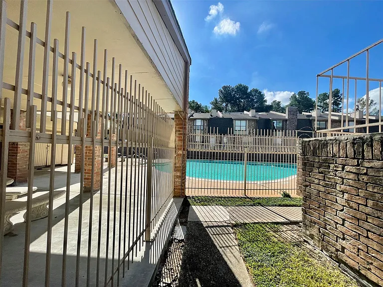 2019 Place Rebecca Ln #G4 — Photo 19