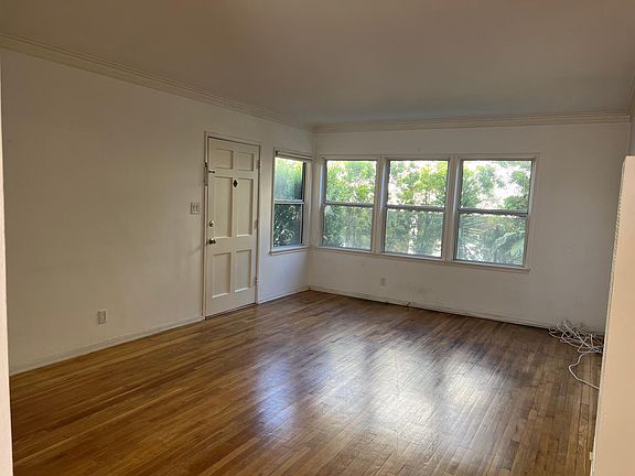 5th image of 2609 Euclid St APT B