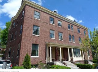 17 West St, Portland, ME 04102