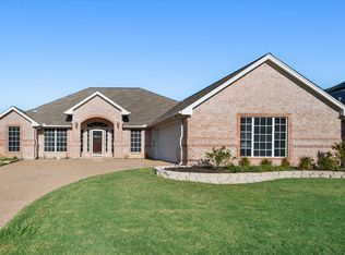 1003 Oak Hill Park, Kennedale, TX 76060