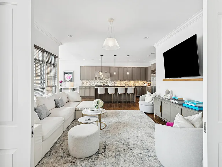7 Fair Hills Ln — Photo 11