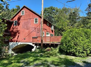 460 Chestnut St, Slatington, PA 18080