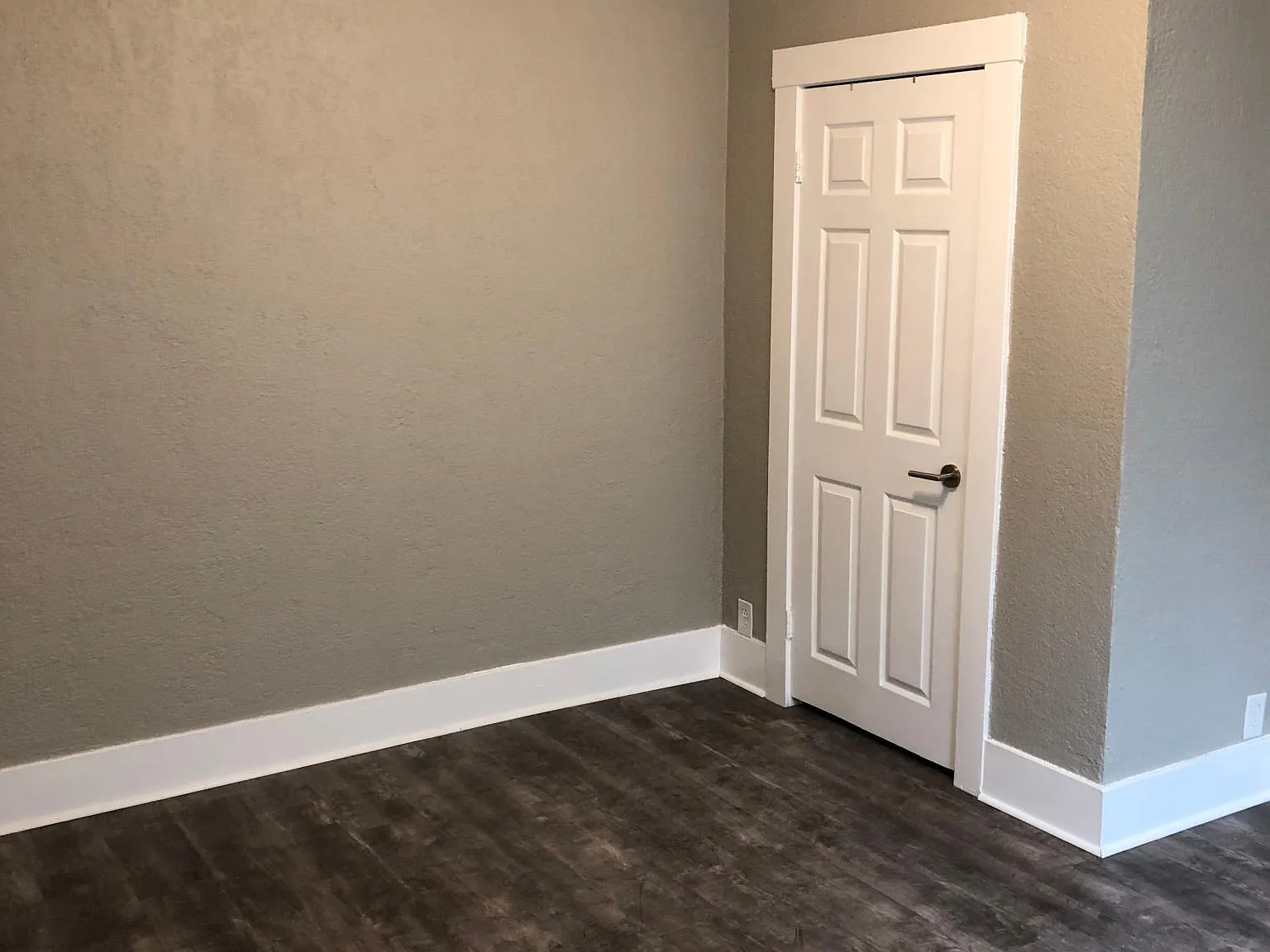 1 bed, 500 sqft, $2,000 — Photo 3