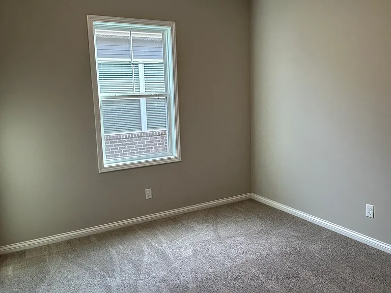 920 Anise Ln — Photo 4