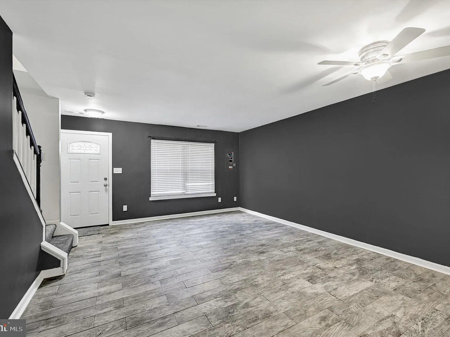 2 bed, 1.5 bath, 1008 sqft, $1,800 — Photo 4