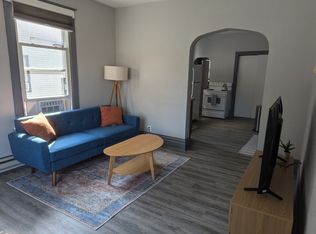 1020 11th St N APT 1, Fargo, ND 58102