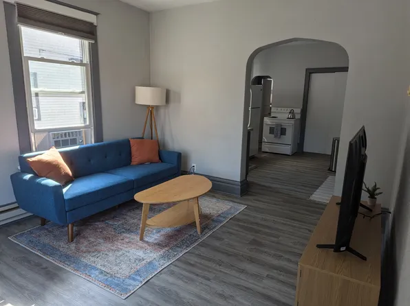 1020 11th St N, Fargo, ND