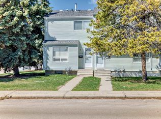 Dickinsfield Court, Edmonton, AB T5E 5V8