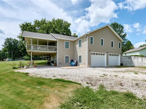 55 Lakeview Cir, Elsberry, MO 63343