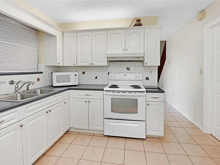 2500 SW 113th Ct — Photo 17