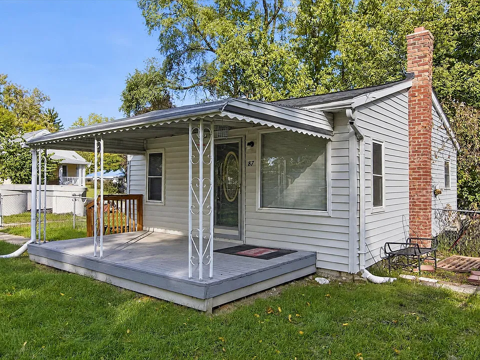 87 Calvert Ave