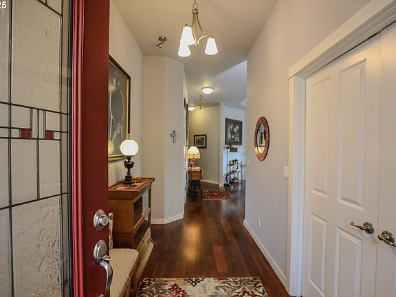 3rd image of 1763 NE Rocky Dr