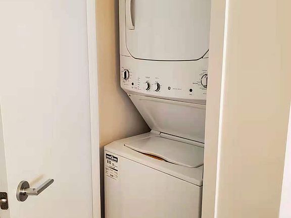 4th image of 4065 Confederation Pkwy #1907