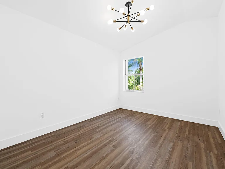 1551 Seagrape Way — Photo 23