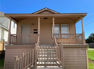 1313 Aviators St, New Orleans, LA 70122
