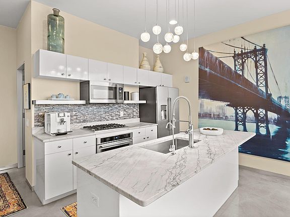 3rd image of 5601 Smetana Dr Unit 918