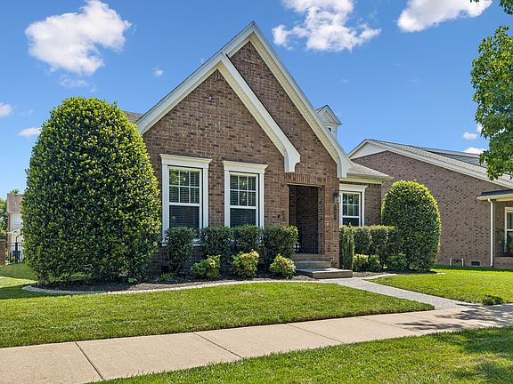 2nd image of 5003 Clover Meadows Dr