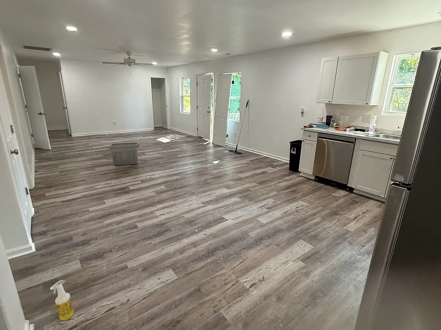 1710 N Modena St — Photo 3