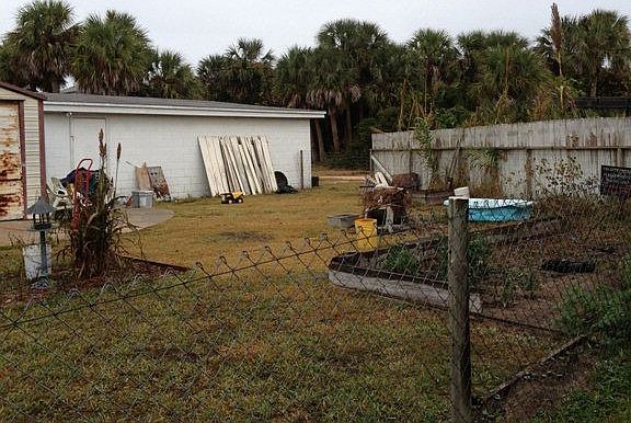 4th image of 1911 S Daytona Ave