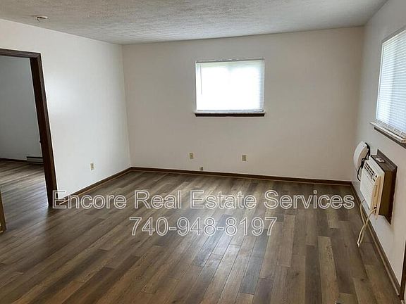 5th image of 1253 Green Valley Dr