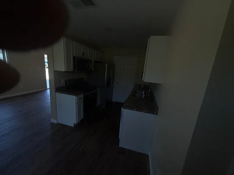 105 Valley St #105 — Photo 11