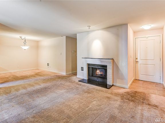 2nd image of 14106 NE 181st Pl APT F102