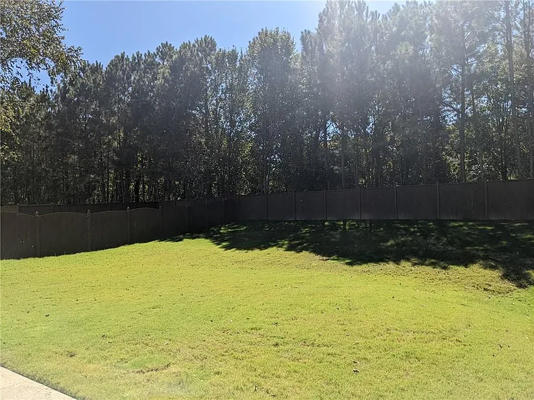 8730 Radford Ln — Photo 4