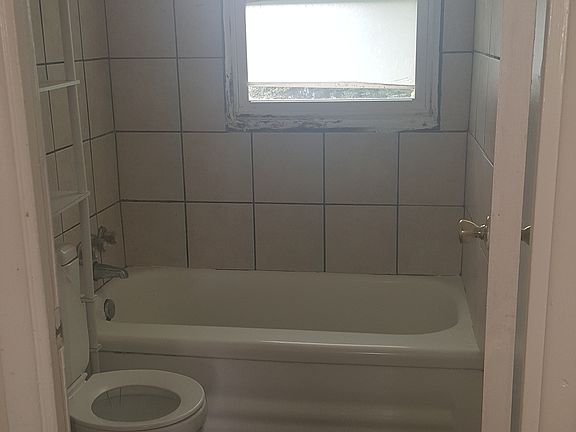 2nd image of 6523 Meadowlark Dr