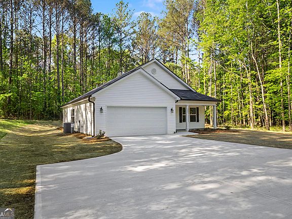 2nd image of 287 Rocker Rd