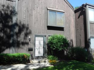 129 Balmoral Ct, Kalamazoo, MI 49006