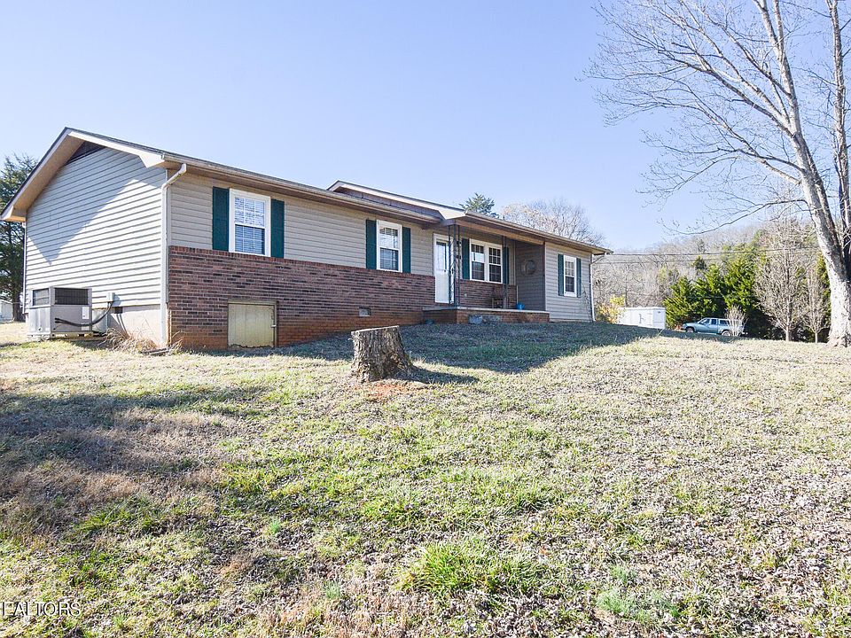 1st image of 1411 Windsor Dr