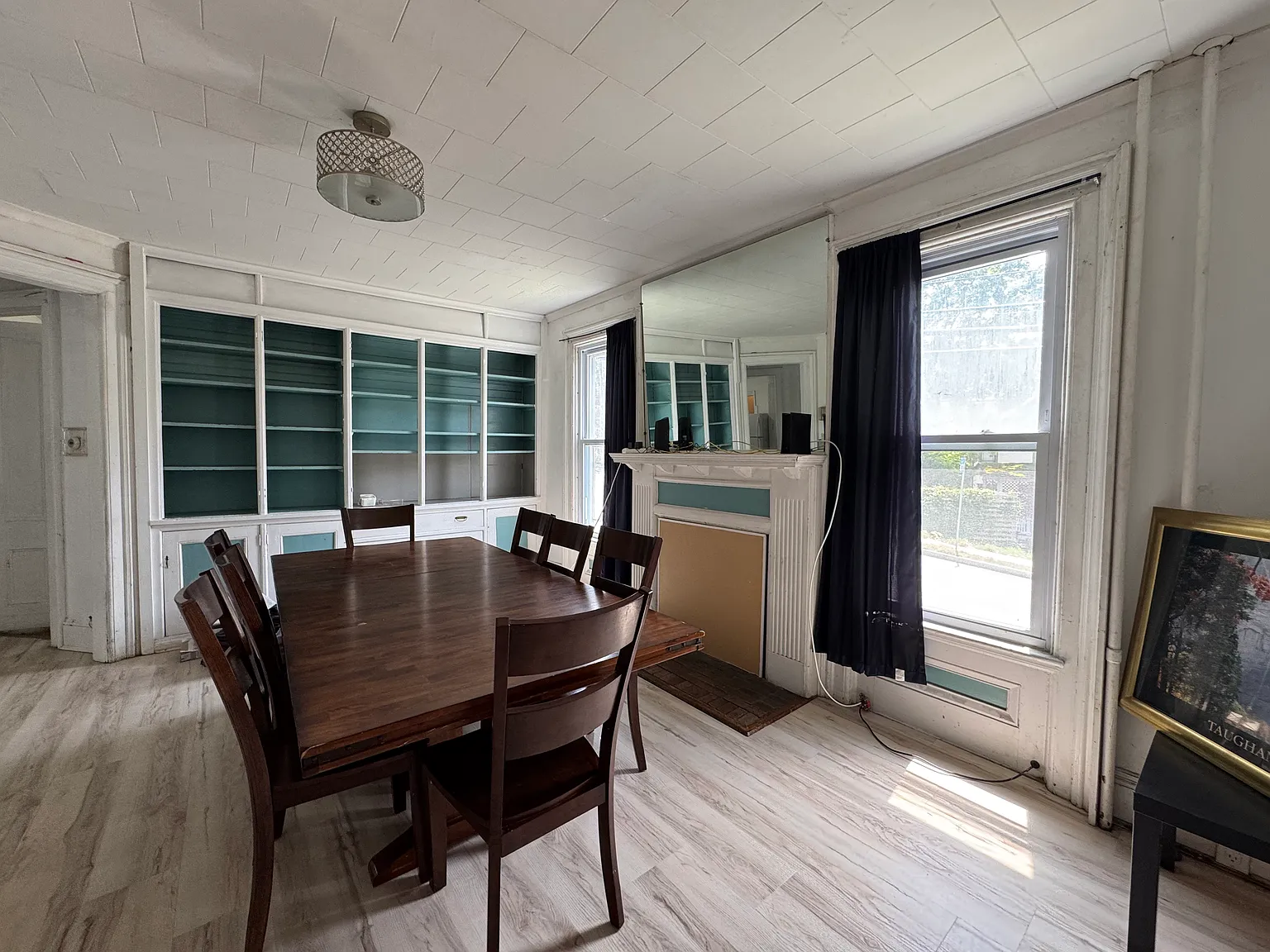 4 bed, $1,200 — Photo 4