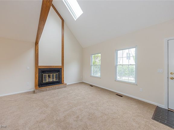 5th image of 109 Bayberry Ln #36
