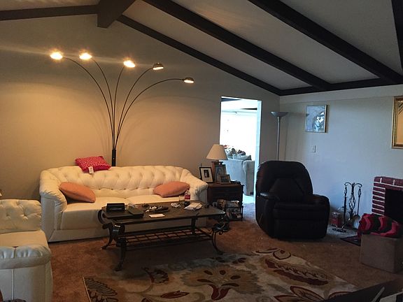 2nd image of 2415 Elmwood Dr