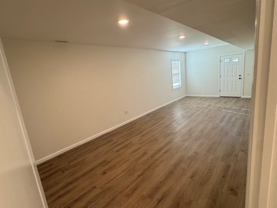 Den area