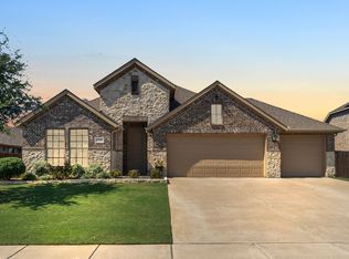 316 Monument Hill Dr, Forney, TX 75126